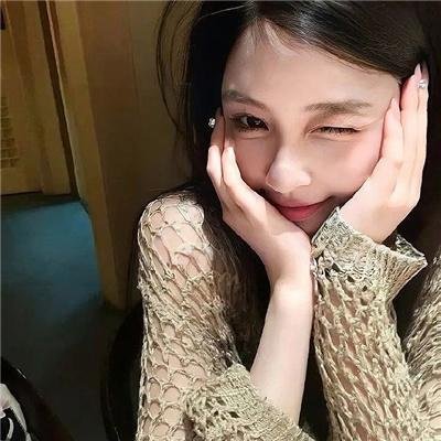 粉红蝴蝶